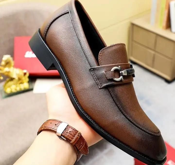 hype Ferragamo Leather Shoes