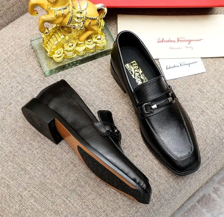 hype Ferragamo Leather Shoes