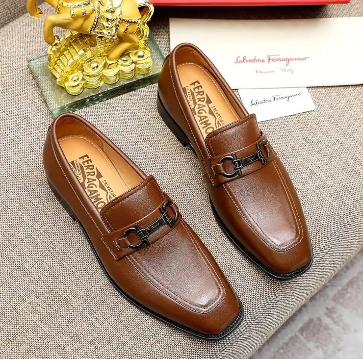 hype Ferragamo Leather Shoes