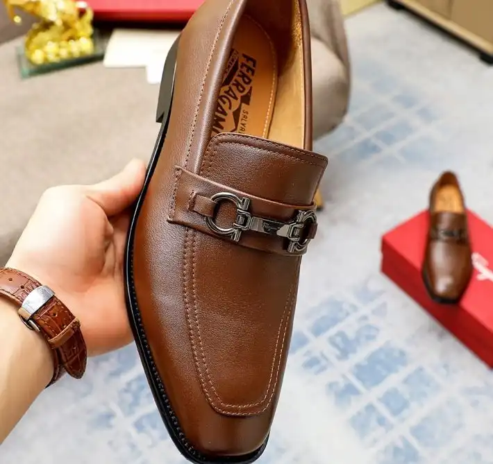 hype Ferragamo Leather Shoes