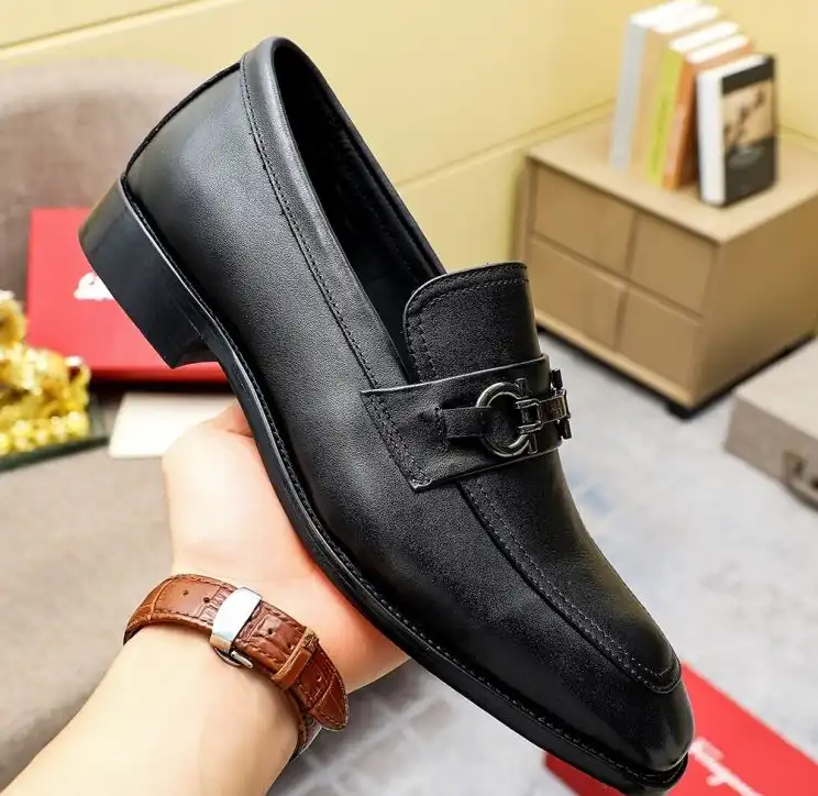 hype Ferragamo Leather Shoes