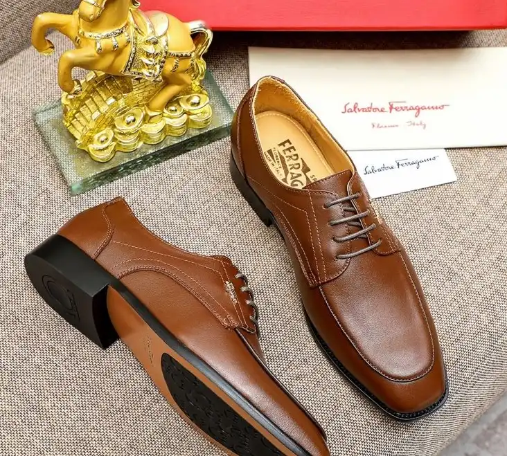 hype Ferragamo Leather Shoes