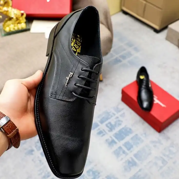 hype Ferragamo Leather Shoes