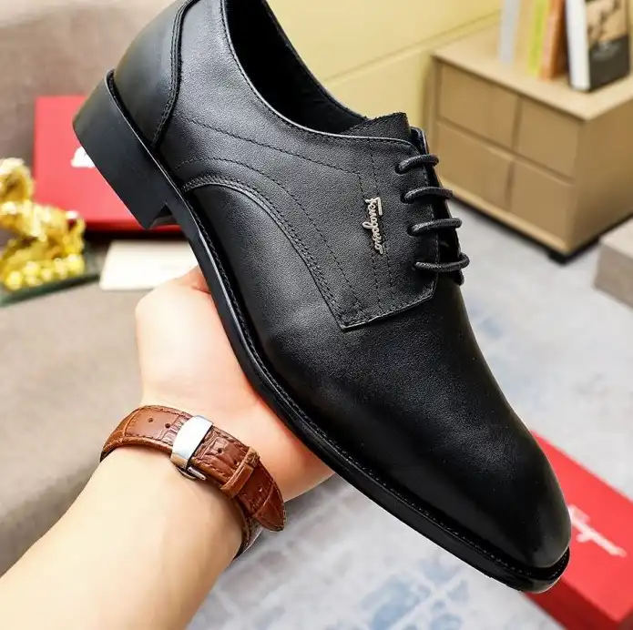 hype Ferragamo Leather Shoes