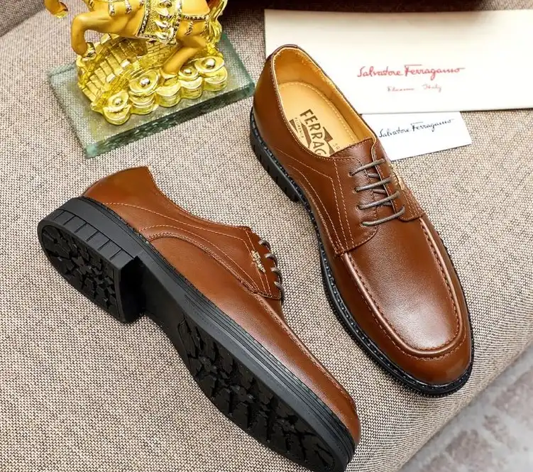 hype Ferragamo Leather Shoes