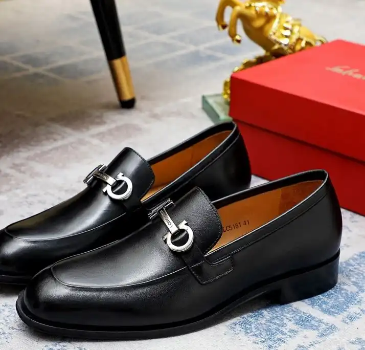 hype Ferragamo Leather Shoes