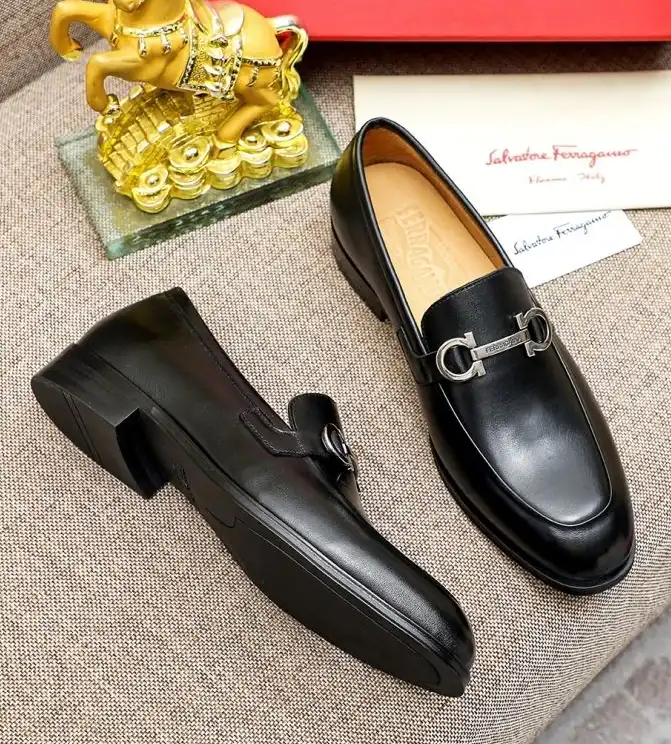 hype Ferragamo Leather Shoes