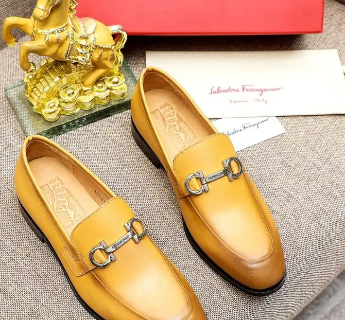 hype Ferragamo Leather Shoes