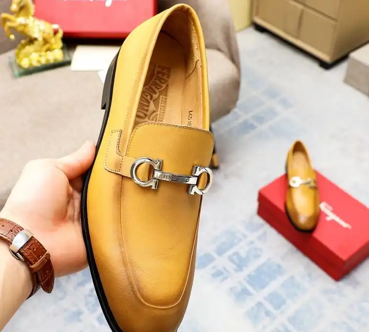 hype Ferragamo Leather Shoes