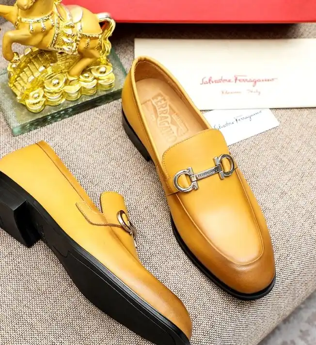 hype Ferragamo Leather Shoes