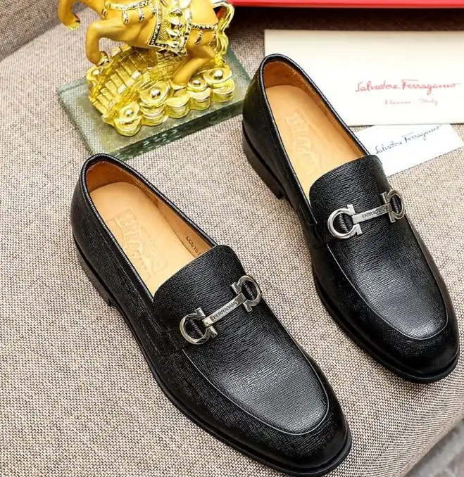 hype Ferragamo Leather Shoes