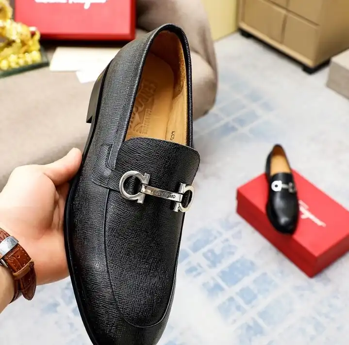 hype Ferragamo Leather Shoes