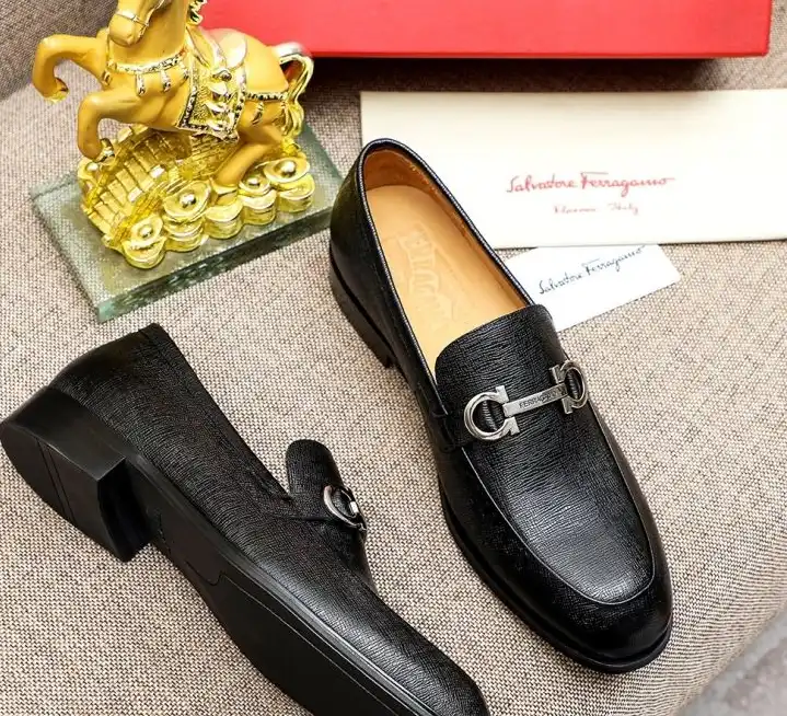 hype Ferragamo Leather Shoes