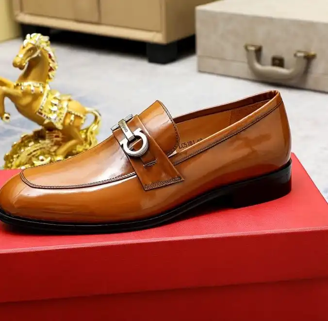 hype Ferragamo Leather Shoes