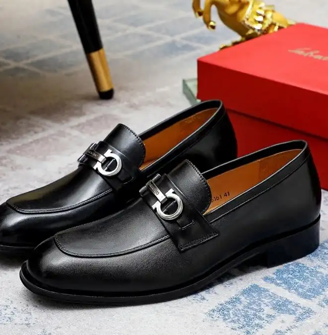 hype Ferragamo Leather Shoes