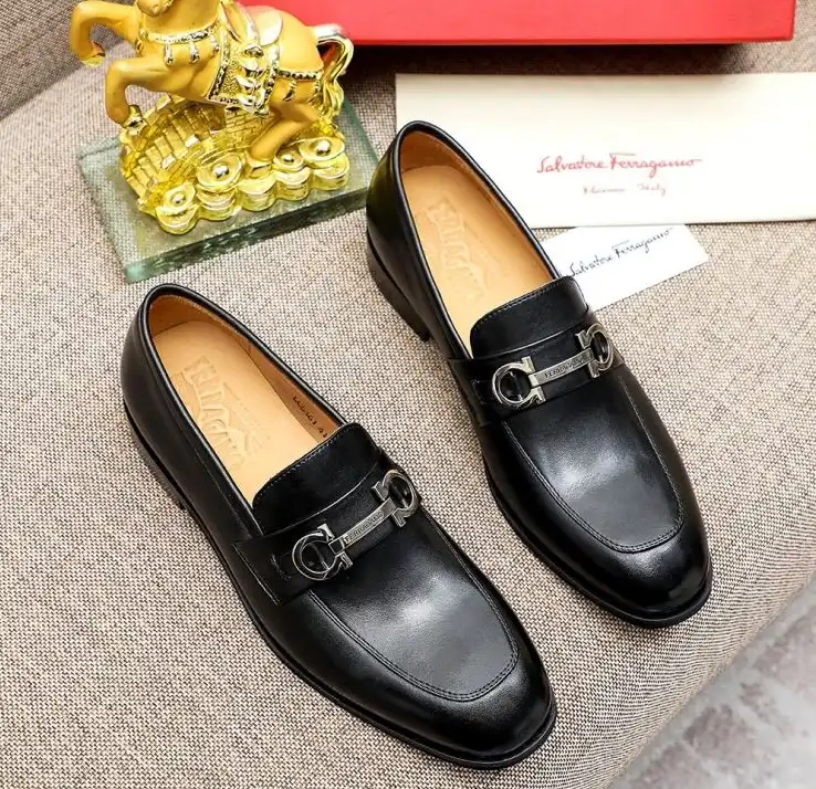 hype Ferragamo Leather Shoes