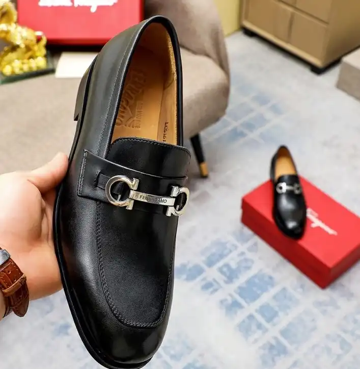 hype Ferragamo Leather Shoes