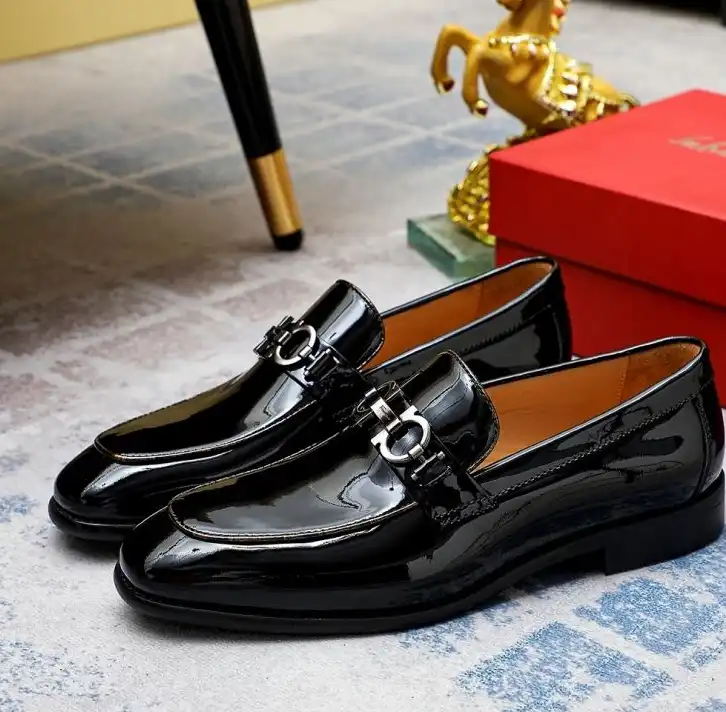 hype Ferragamo Leather Shoes