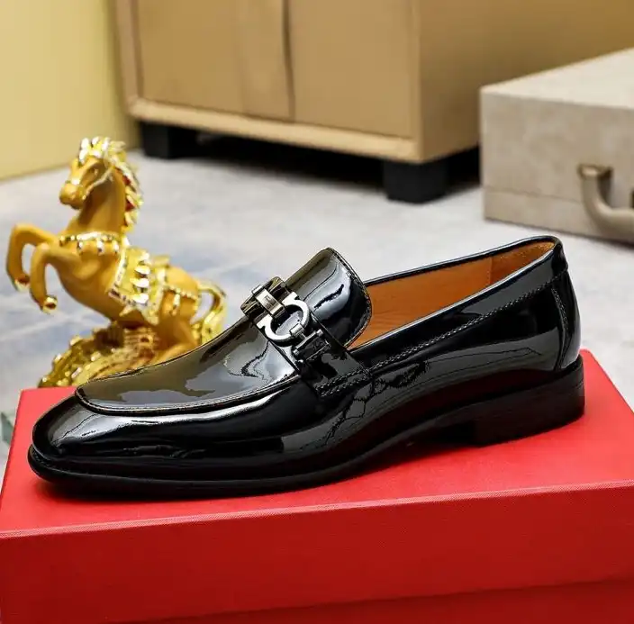 hype Ferragamo Leather Shoes