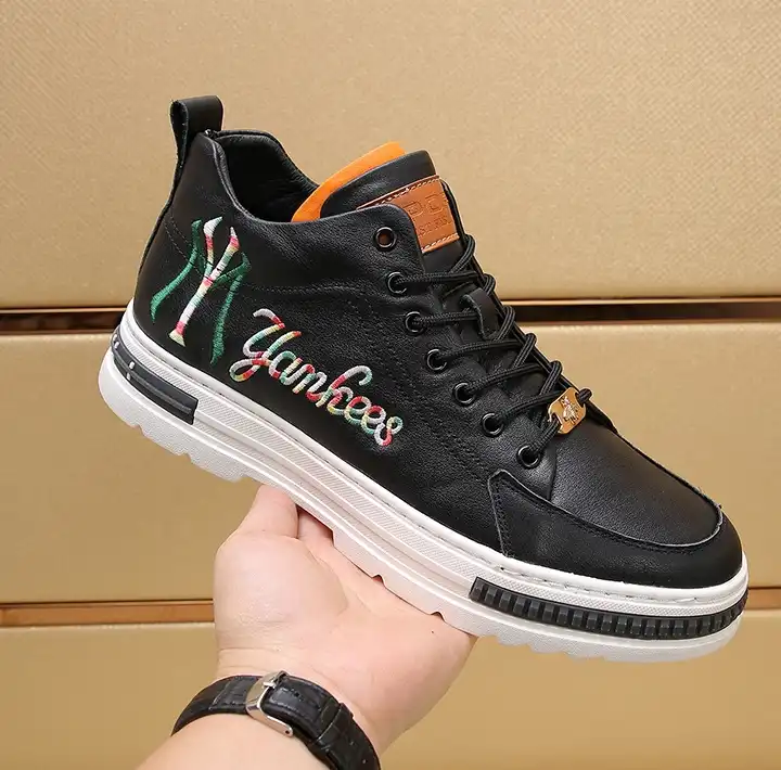 hype Gucci Sneakers