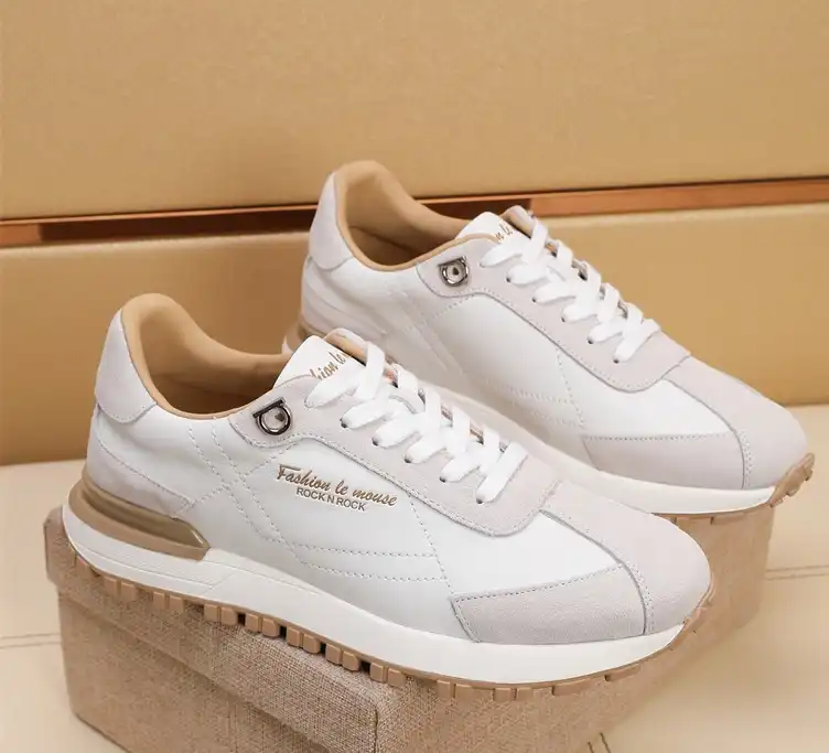 hype Ferragamo Sneakers