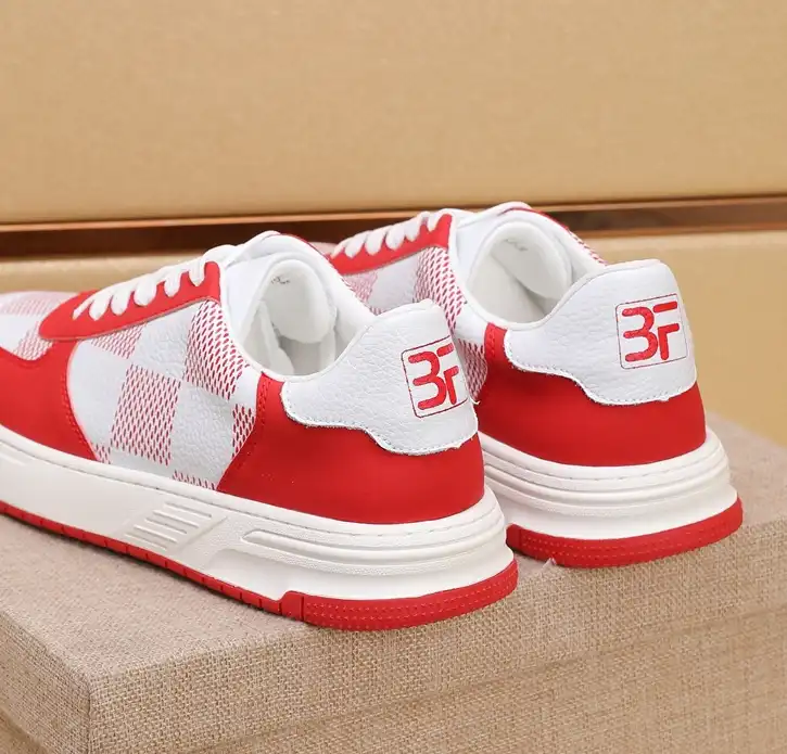 hype Louis Vuitton Sneakers