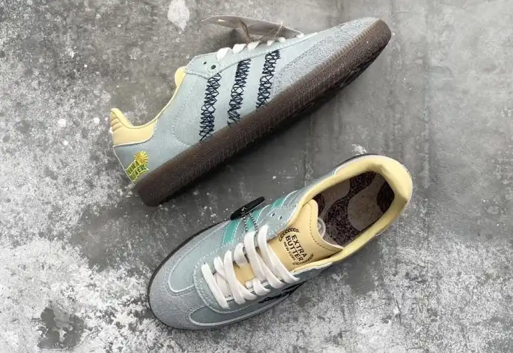 hype Adidas Sneakers