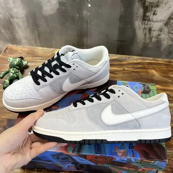 hype Nike Sneakers