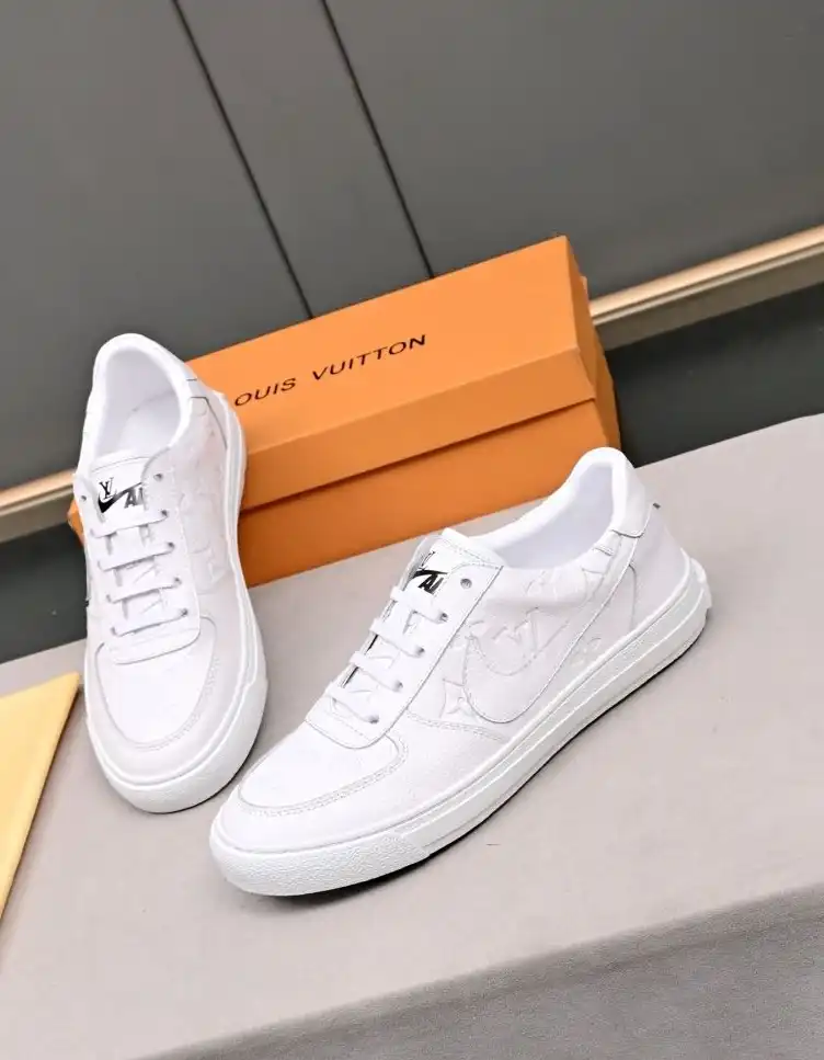 hype Louis Vuitton Sneakers