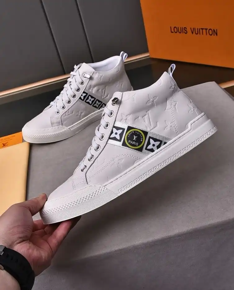 hype Louis Vuitton Sneakers