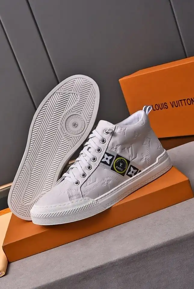 hype Louis Vuitton Sneakers