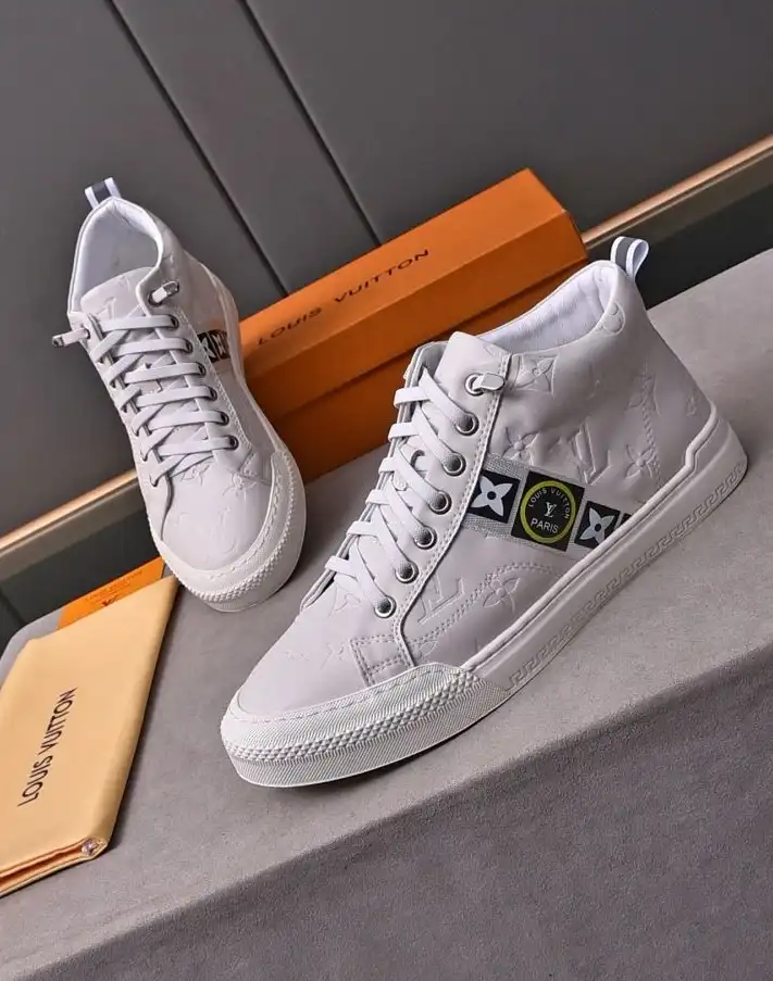 hype Louis Vuitton Sneakers