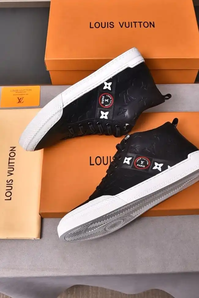 hype Louis Vuitton Sneakers