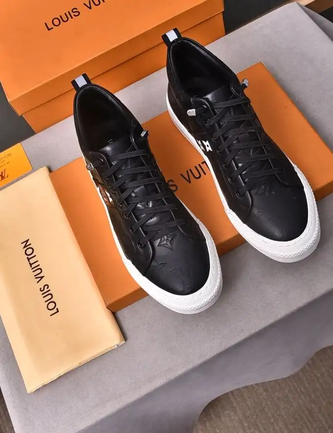 hype Louis Vuitton Sneakers