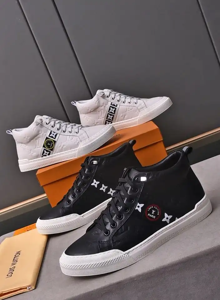 hype Louis Vuitton Sneakers