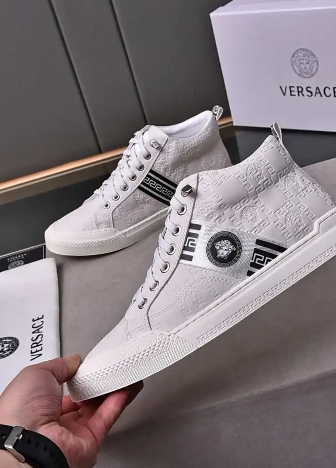 hype Givenchy Sneakers