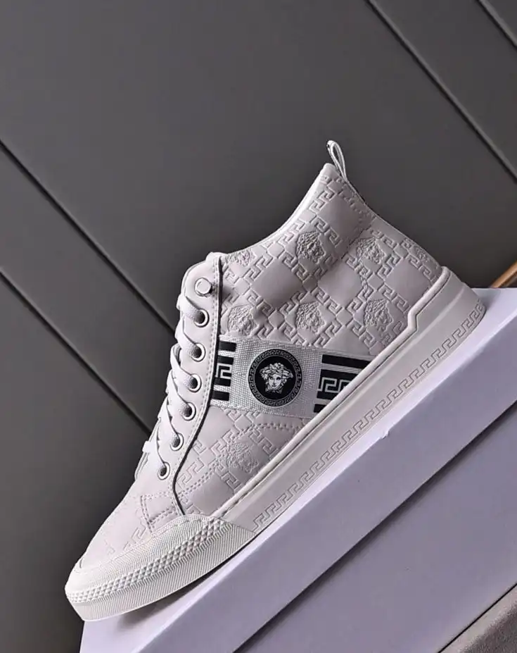 hype Givenchy Sneakers