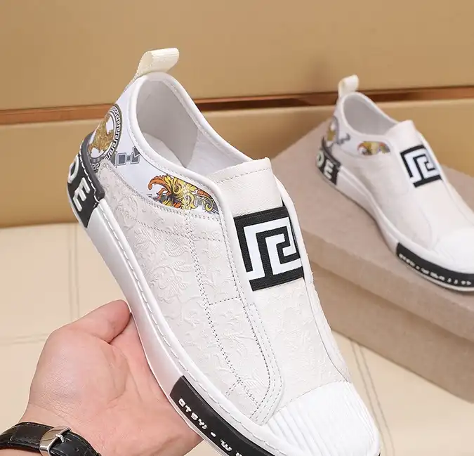 hype Givenchy Sneakers