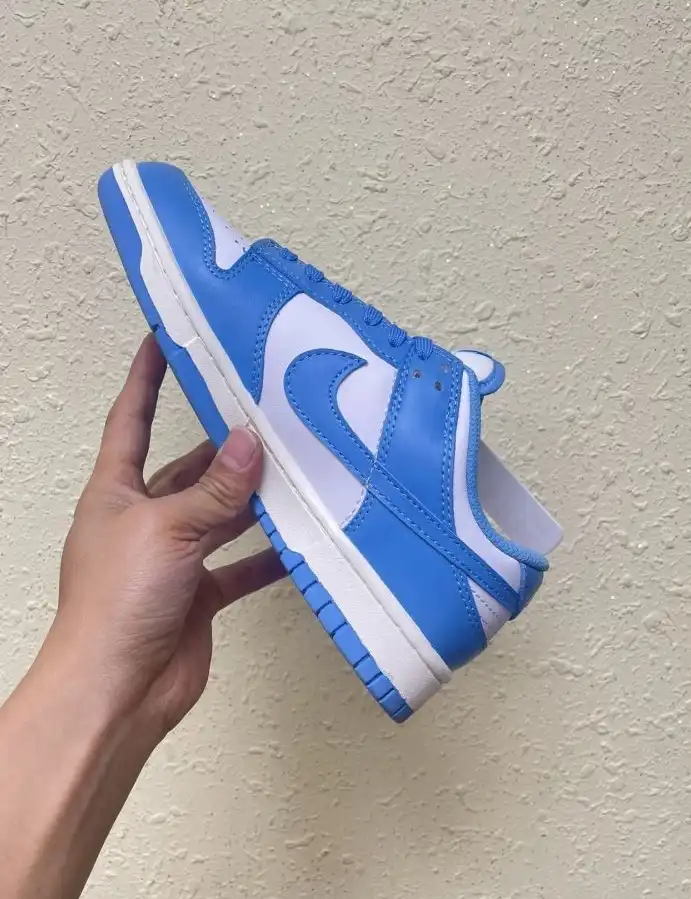 hype Nike Sneakers