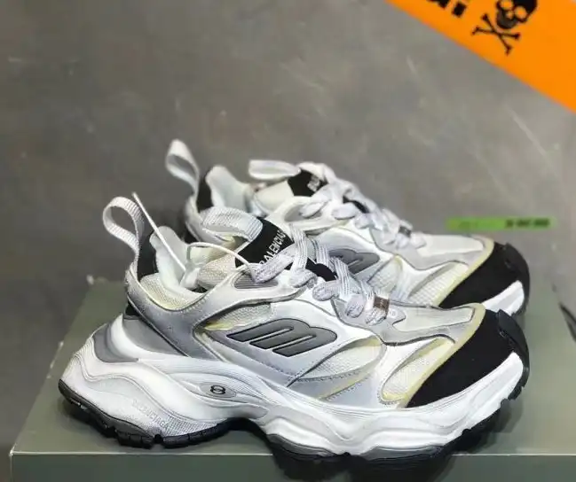 hype Balenciaga Sneakers