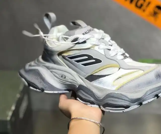 hype Balenciaga Sneakers