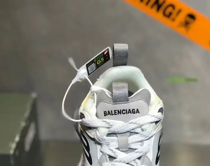 hype Balenciaga Sneakers