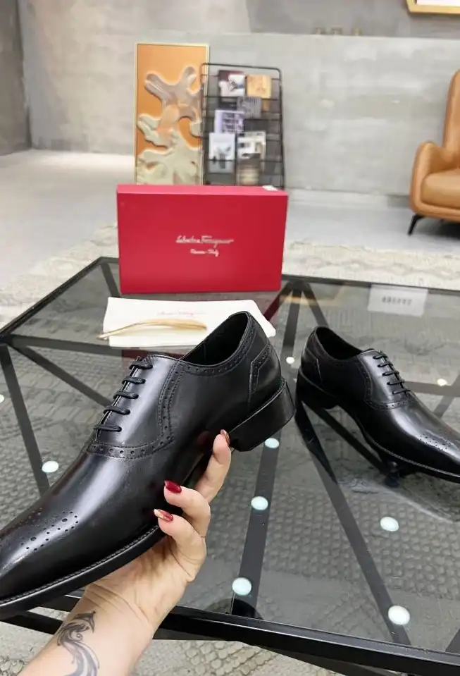 hype Ferragamo Leather Shoes