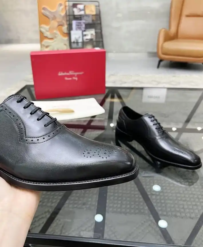 hype Ferragamo Leather Shoes