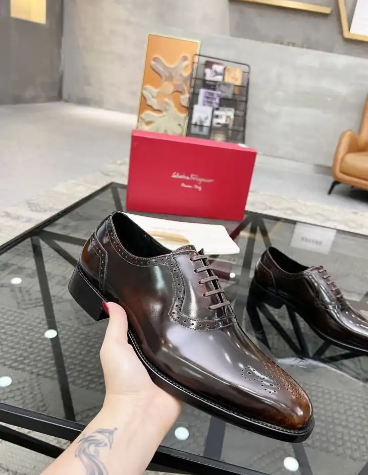 hype Ferragamo Leather Shoes