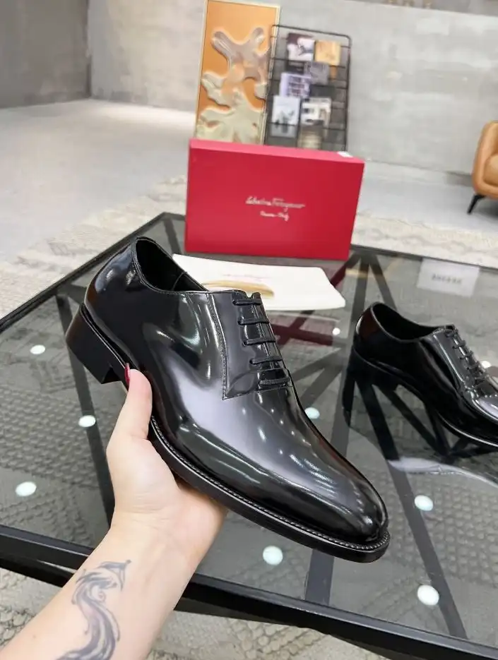 hype Ferragamo Leather Shoes