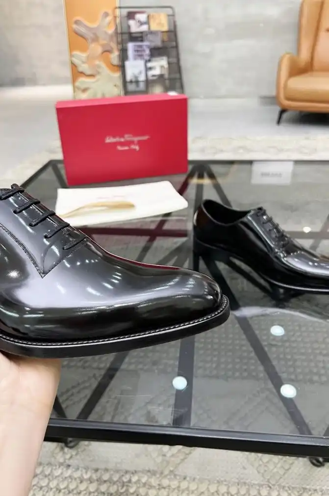 hype Ferragamo Leather Shoes