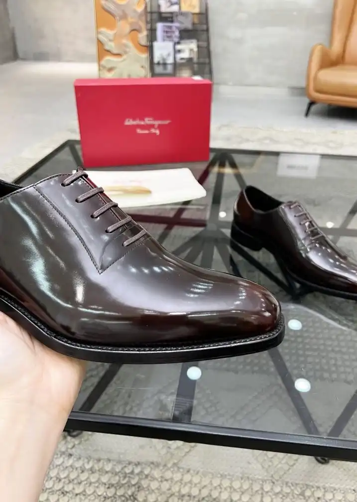 hype Ferragamo Leather Shoes