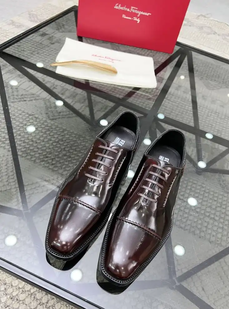 hype Ferragamo Leather Shoes