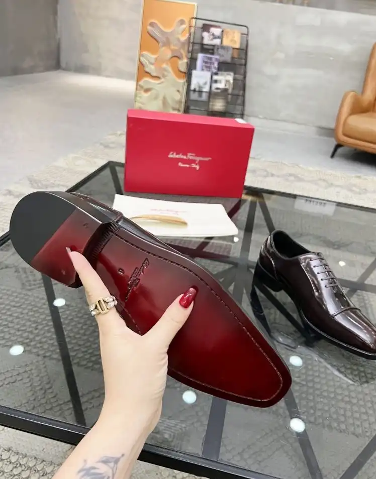 hype Ferragamo Leather Shoes